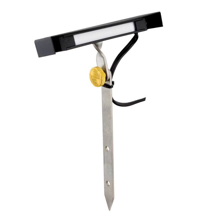 Brilliance Wall Washer With Adj T-Ground Spike, Brass + Black Cerakote Light Bar Shield And Integrated 3000K Light Bar
