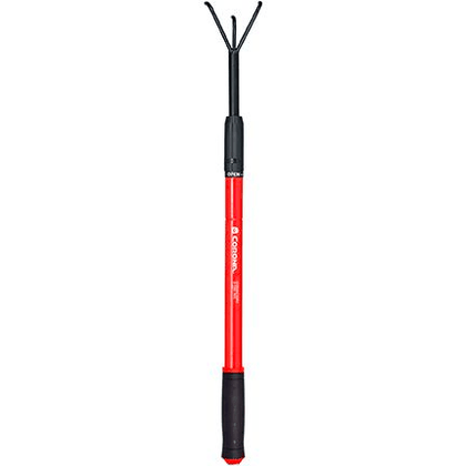 Corona Tools ExtendaHANDLE 3-tine hoe, GT 3090