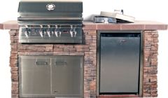 Lion Premium Grill Islands Sensational Q with Rock and Brick Propane | 90106LP