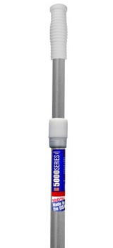 Skimlite 5008 telescopic pool pole, second view of the outside lock assembly