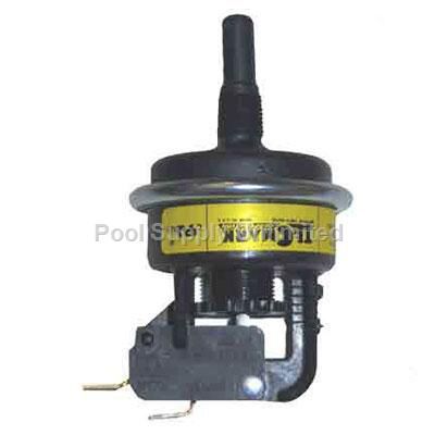 Raypak Pressure Switch 1.75 PSI | 006737F
