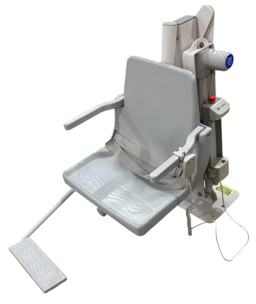 Global Pool Products Commercial C-375 pool lift C375DIA with tri-point drop-in anchor