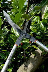 Bahco Lightweight Hedge Shear, 28.75 inch, Aluminium Handle P51H-SL