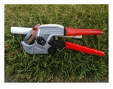 Corona Tools UT 65050 PVC pipe cutter, second view