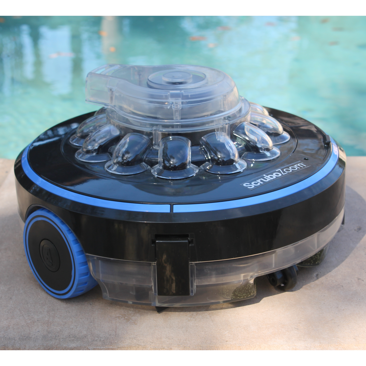 Aquamoto Scrubo Zoom cleaning the floor of an above ground pool
